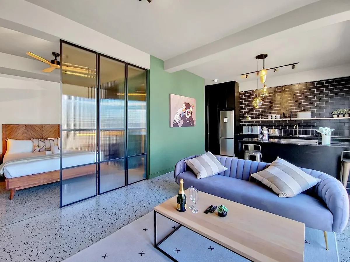Stylish Studio Apartment With Rooftop Pool! Kapstadt